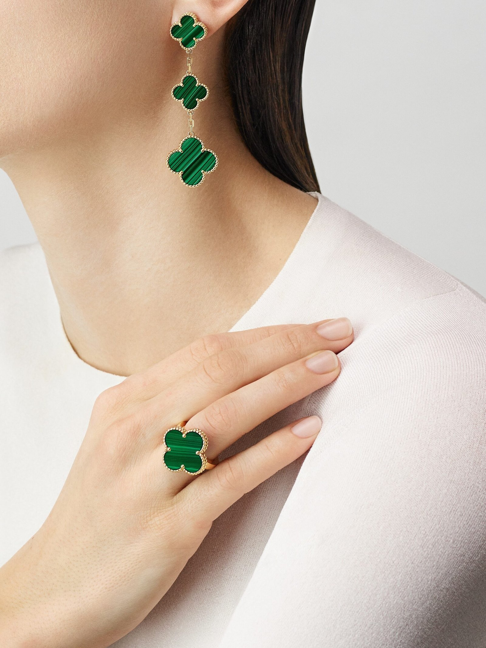 Magic Alhambra ring (Yellow gold, Malachite)