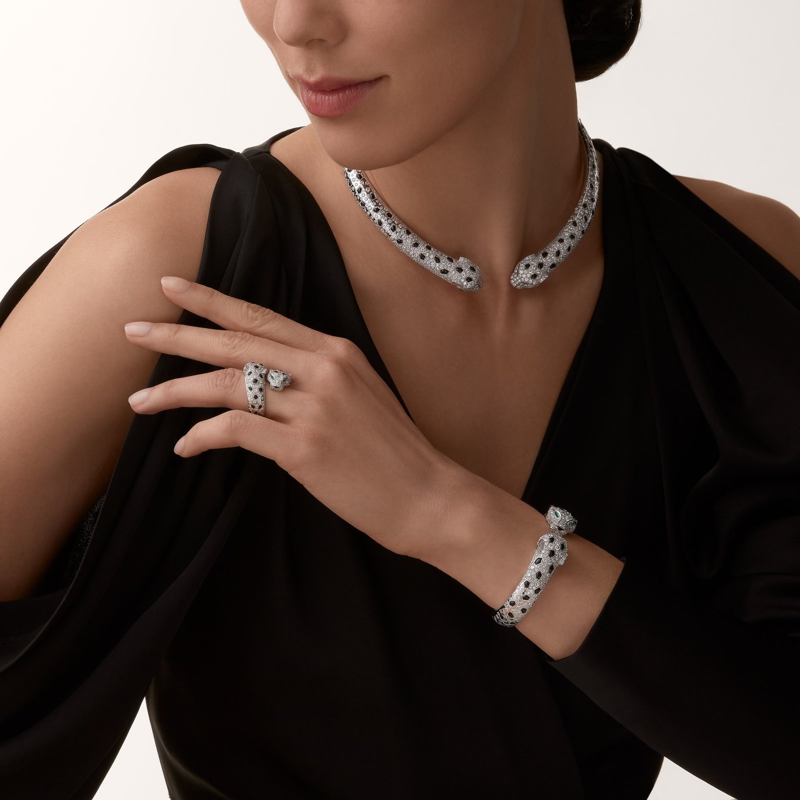 Panthère De Cartier Bracelet, Articulated, Paved (White Gold)