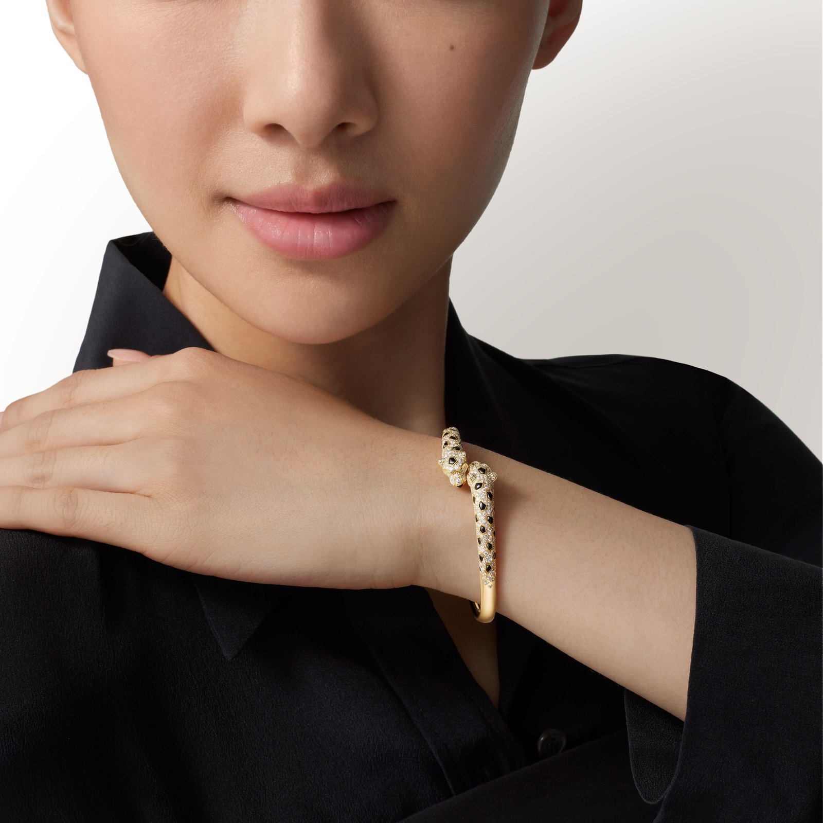 Panthère De Cartier Bracelet, Small Model, Half Paved
