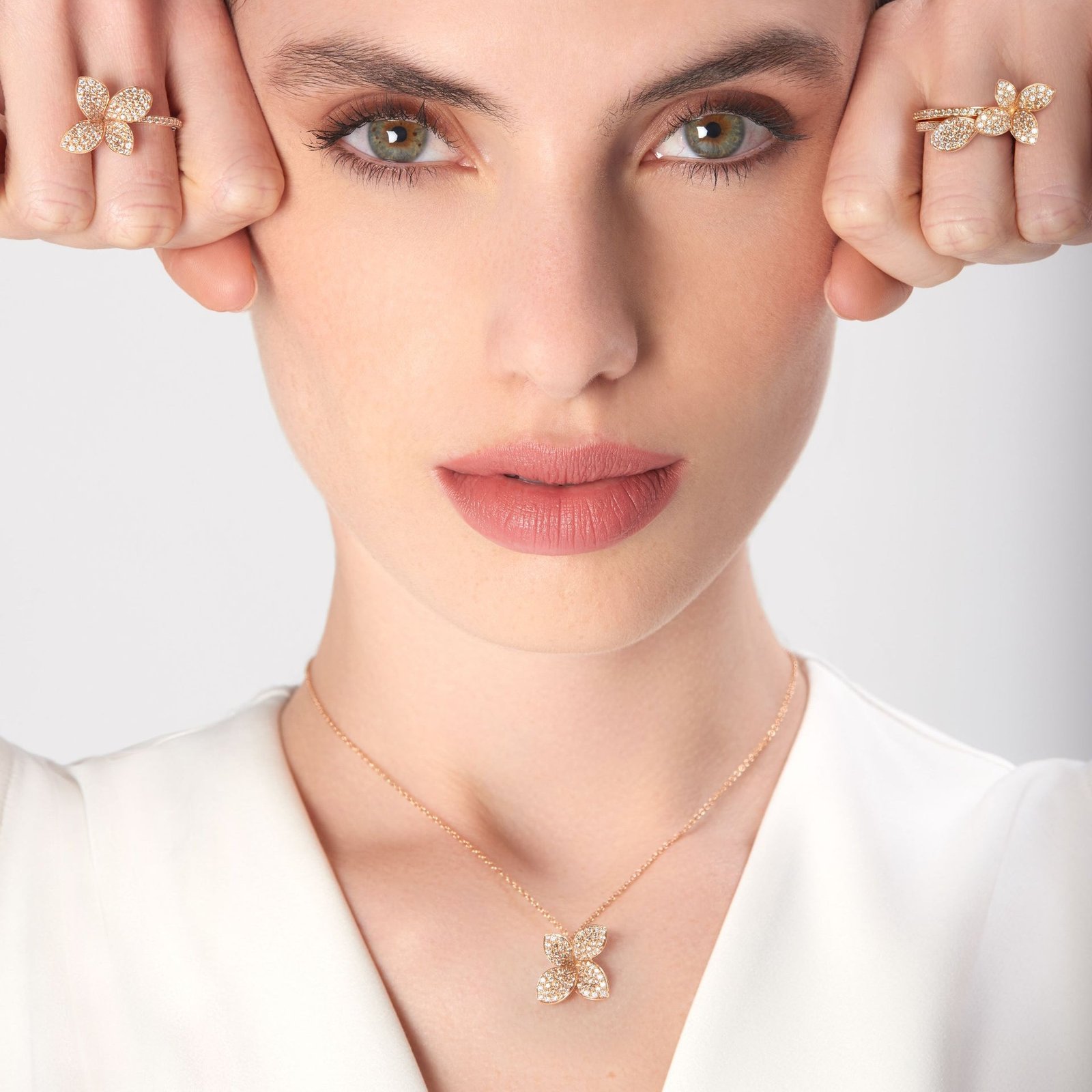 Petit Garden Medium Flower Ring