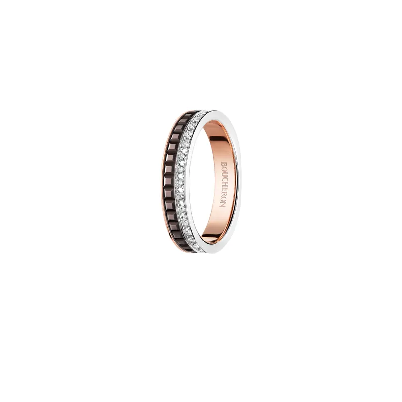 Quatre Classique Wedding Band